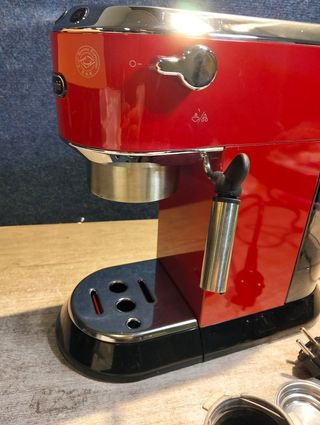 De'Longhi Dedica - Cafetera EC680.R