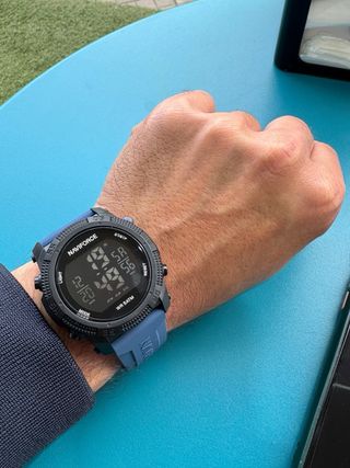 Reloj digital deportivo sumergible 20 m