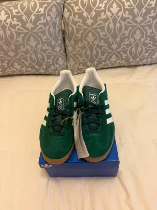 Adidas Gazelle Verde Talla 38.5