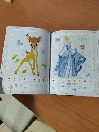 Disney en punto de cruz