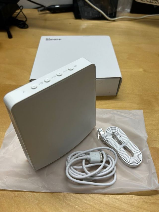 SONOFF iHost Smart Home Hub Zigbee Gateway 4GB