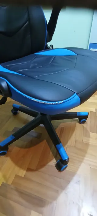 Silla Gamer Gamers' Choice Negra y Azul