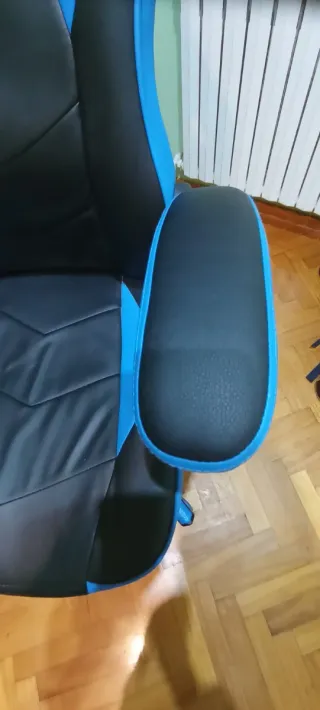 Silla Gamer Gamers' Choice Negra y Azul