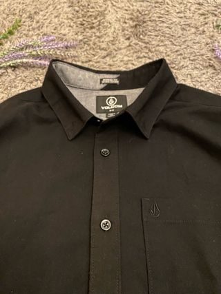 Camisa Volcom Preta Manga Curta