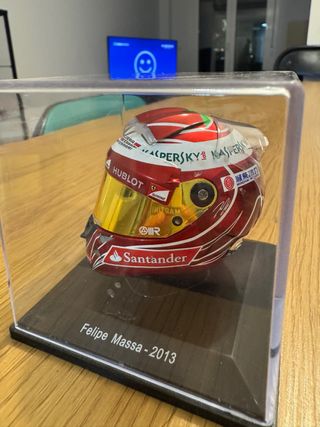 Casco F1 Felipe Massa 1:5 2013