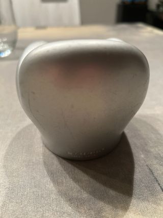 Soporte móvil plateado