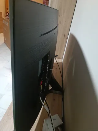 Samsung TV 49" UHD HDR Curvo Smart TV