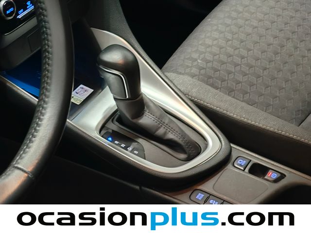 Toyota Yaris 120H Business Plus 85 kW (116 CV)