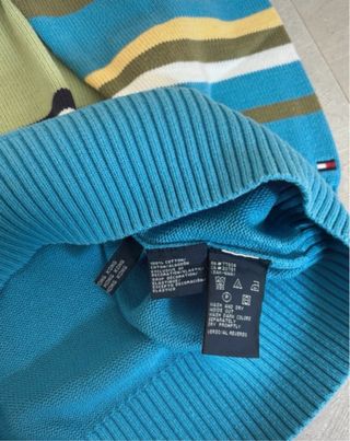 Jersey Tommy Hilfiger Talla L Rayas