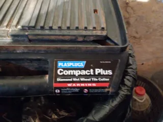 mesa de corte circular plasplugs