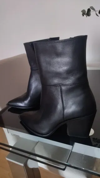 Botines Zara.Sin Estrenar.