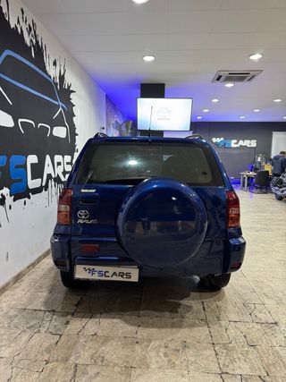 TOYOTA RAV 4 2.0 D-4D 116cv LEER ANUNCIO COMPLETO