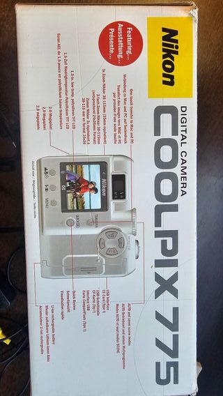 Cámara Nikon Coolpix 775 Plata