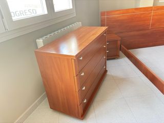 Dormitorio completo madera para cama de 150.