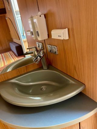 Caravana Burstner Trecento 460ts 2006