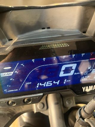 Moto Deportiva Negra Yamaha R125