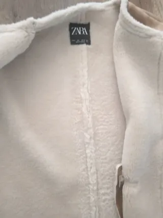 Chaqueta Zara ante beige
