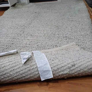 Alfombra de lana gruesa trenzada beige/gris