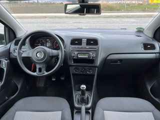 Volkswagen Polo 2010 6450€ 165.000kms