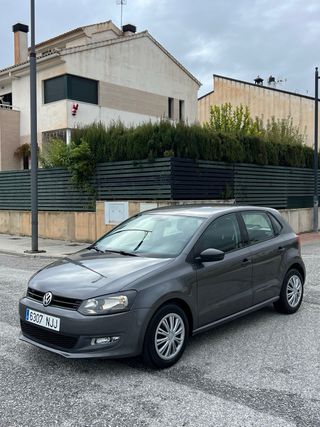 Volkswagen Polo 2010 6450€ 165.000kms