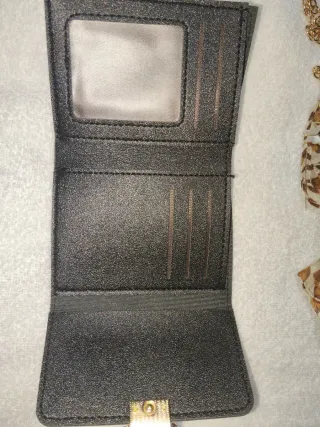 Regalo mujer con bolso, cartera y complementos