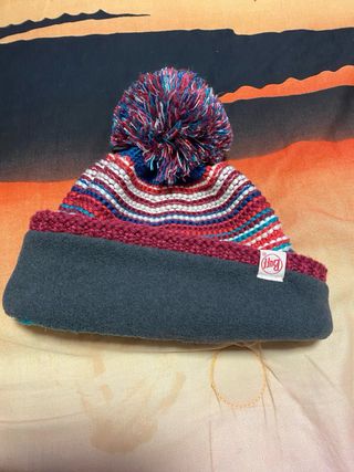 Gorro Buff mujer rayas pompón