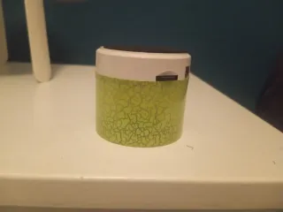 Altavoz mini verde buen estado