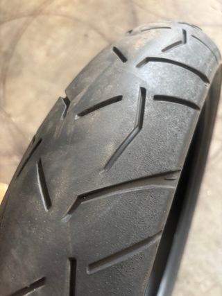 Neumático delantero BMW GS