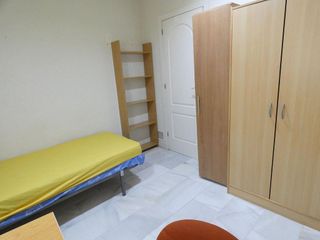 Piso en alquiler en Centro - Sagrario en Granada
