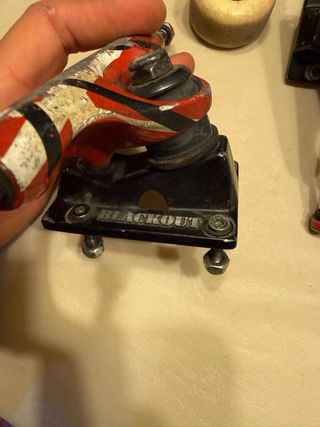 Ejes y ruedas de skate