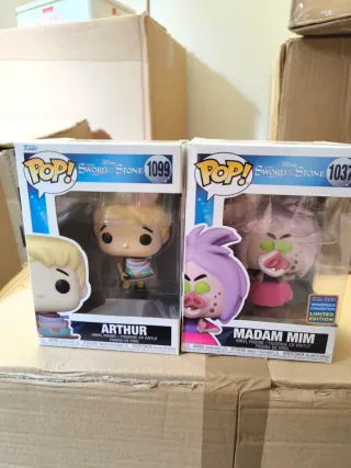 Arthur e Madam Mim Sword in the Stone Funko POP