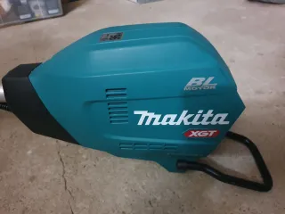 DESBROZADORA ELECTRICA MAKITA
