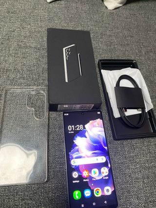 smartphone S24 pro Imitación samsung Funda y Cable