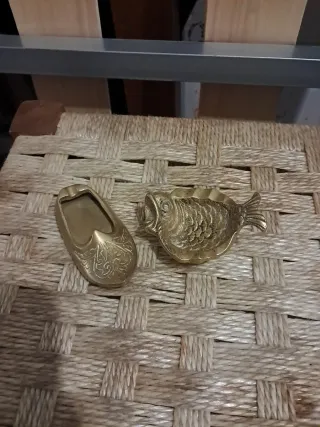 Ceniceros de Bronce: Zapato y Pez