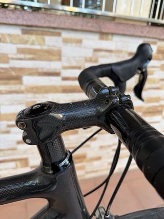 Bicicleta de Carreteta BH ( Full Carbono)