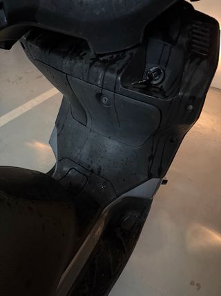 Yamaha Scooter Negro 32.000km