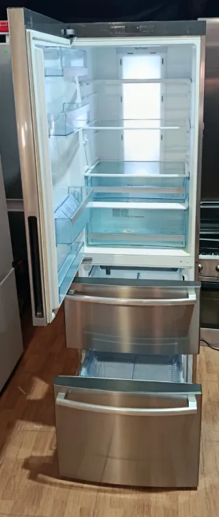 Frigorífico Haier 190x60 cm