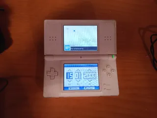 Nintendo DS Lite + 5 Juegos + cargador+funda