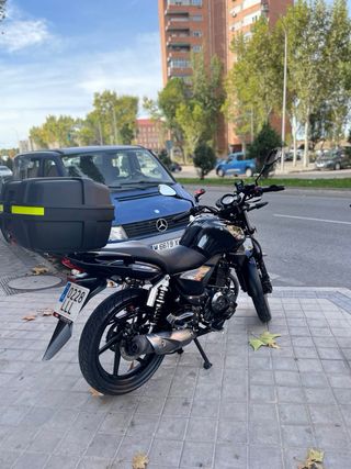 Keeway RKS 125 2020 Negra