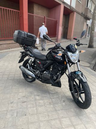 Keeway RKS 125 2020 Negra