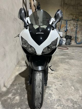 Honda CBR 1000 RR Fireblade