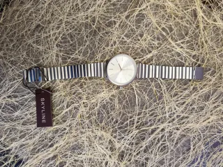 Relógio Skyline Prata e Branco