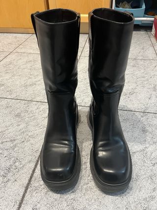 Botines negros con plataforma