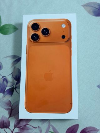 Caja iPhone 17 Pro Max Naranja