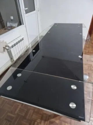 Mesa extensible comedor acero y cristal