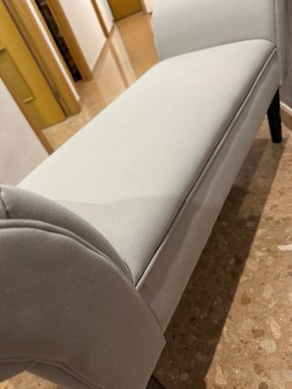 Banqueta pie de cama o decoración