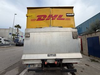 camión carrozado 3500kg con plataforma