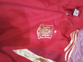 Chándal Adidas Rojo y Dorado
