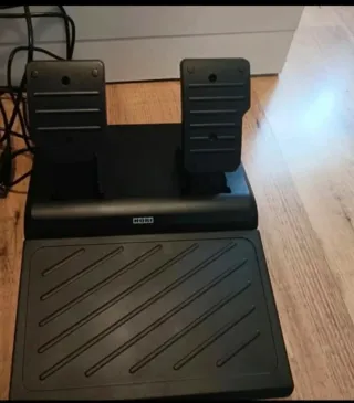 Volante Hori RWA Racing Wheel Apex PS4/PS5