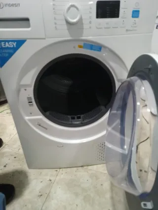 Secadora Indesit 8kg Bomba Calor